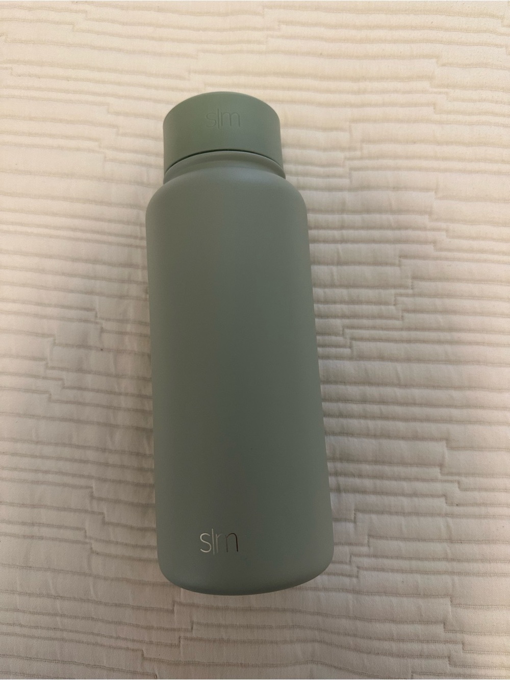 Simple Modern 32 oz. Water bottle